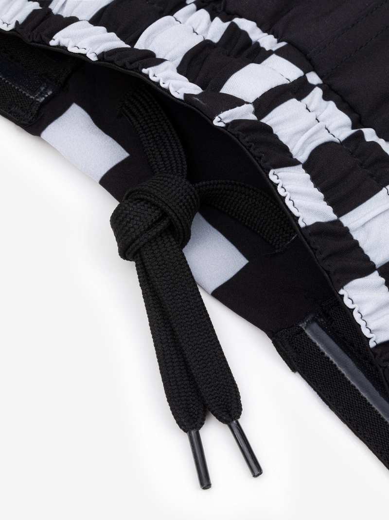 MANTO hybrid fightshorts Cross -black